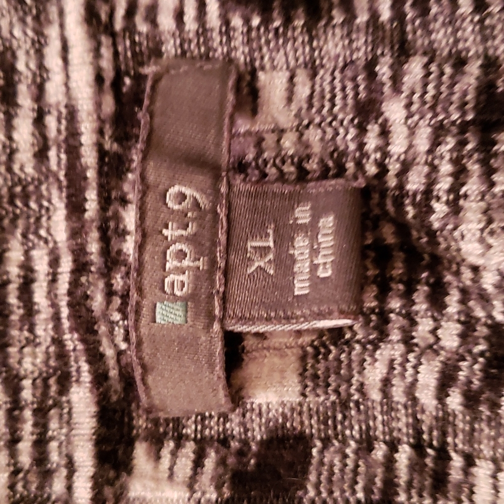 Apt 9 sweater - Picture 4 of 4